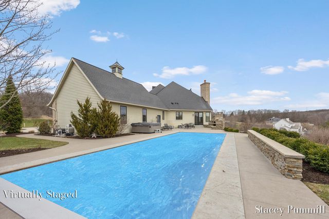 6450 Roma Terrace Drive NE, Ada, MI 49301