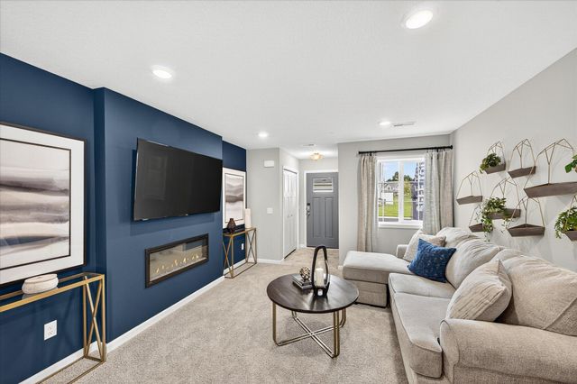 12658 Pond view Road, Zimmerman, MN 55398