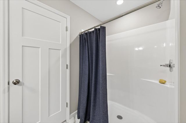 12658 Pond view Road, Zimmerman, MN 55398