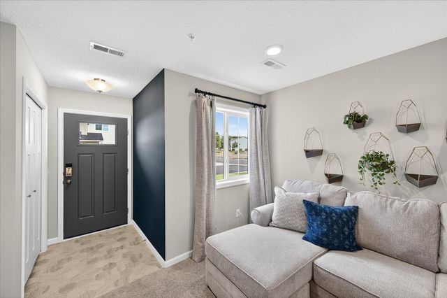 12658 Pond view Road, Zimmerman, MN 55398