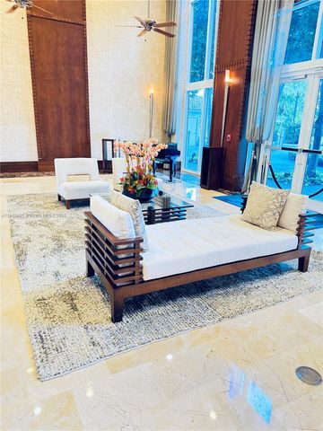 19501 W Country Club Dr PH-06, Aventura, FL 33180