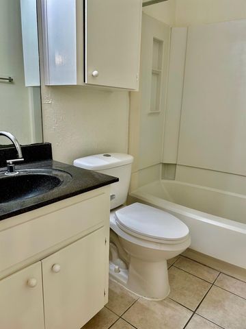 5701 Woodrow Ave 101, Austin, TX 78756