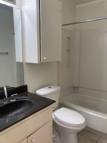 5701 Woodrow Ave 101, Austin, TX 78756