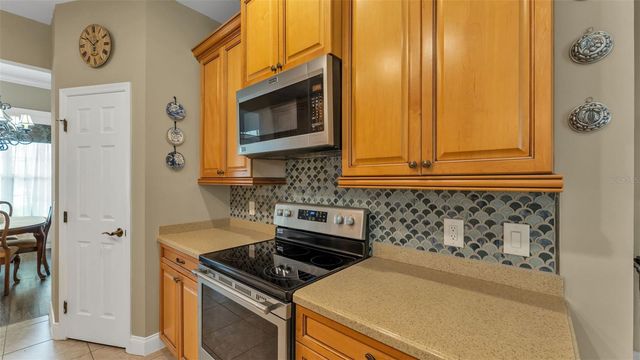 3940 SUNNYWOOD CIRCLE, Lakeland, FL 33812