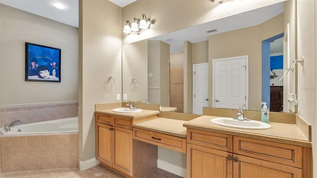 3940 SUNNYWOOD CIRCLE, Lakeland, FL 33812