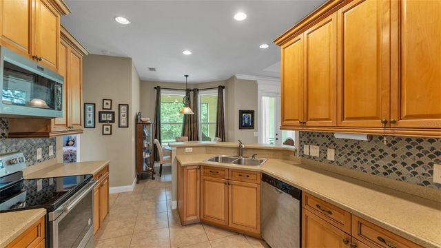 3940 SUNNYWOOD CIRCLE, Lakeland, FL 33812