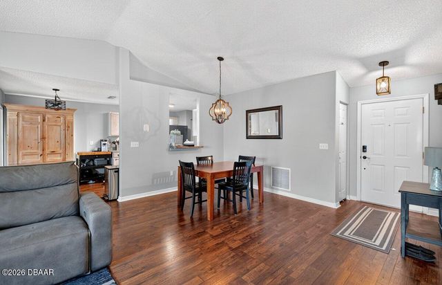 593 Clairmont Lane, South Daytona, FL 32119