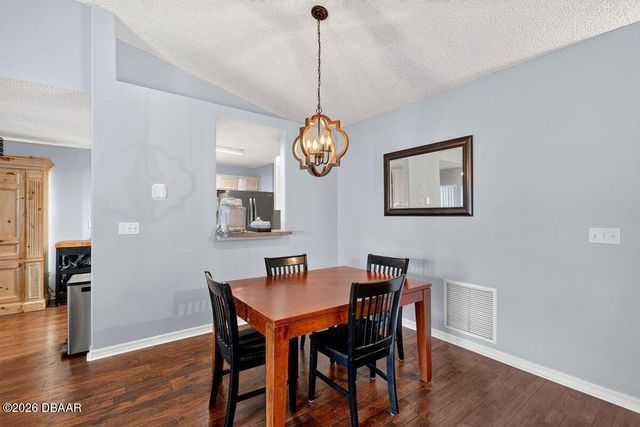 593 Clairmont Lane, South Daytona, FL 32119
