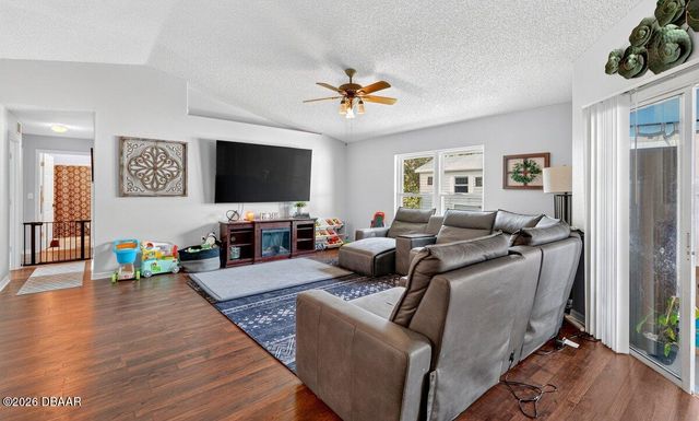 593 Clairmont Lane, South Daytona, FL 32119