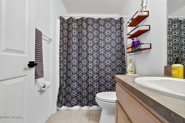 593 Clairmont Lane, South Daytona, FL 32119