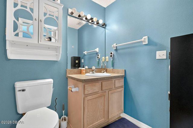 593 Clairmont Lane, South Daytona, FL 32119