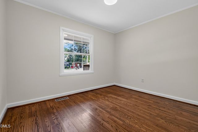 2732 Knowles Street, Raleigh, NC 27603