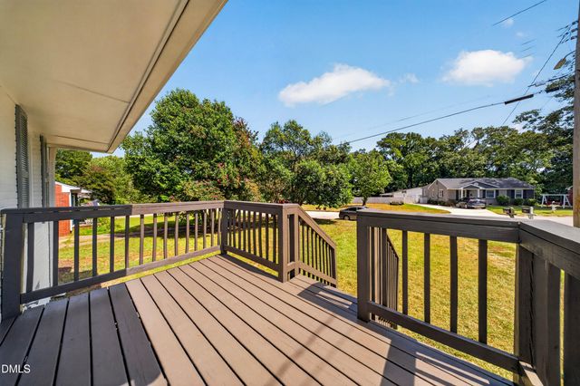 2732 Knowles Street, Raleigh, NC 27603