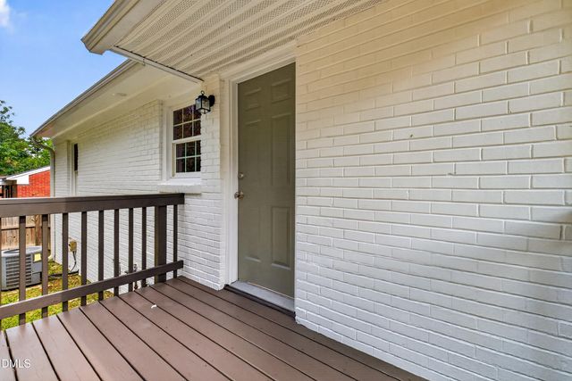 2732 Knowles Street, Raleigh, NC 27603