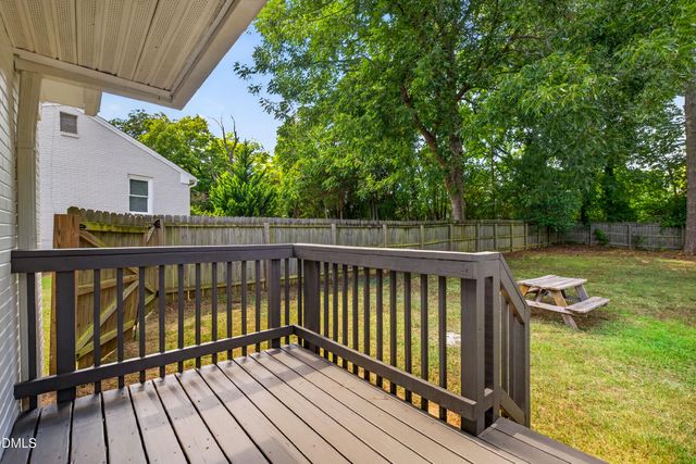 2732 Knowles Street, Raleigh, NC 27603