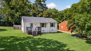 2732 Knowles Street, Raleigh, NC 27603
