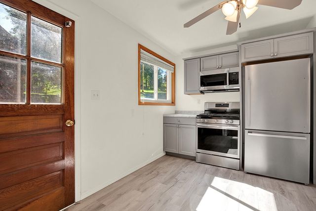 130 College Park Drive, Monroeville, PA 15146