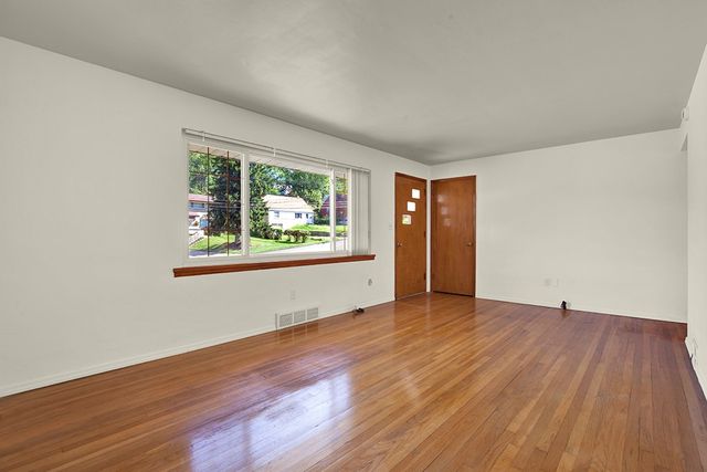 130 College Park Drive, Monroeville, PA 15146