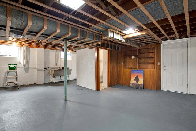 130 College Park Drive, Monroeville, PA 15146