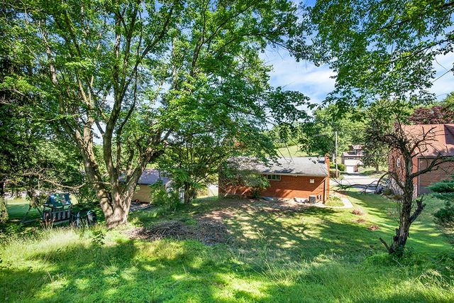 130 College Park Drive, Monroeville, PA 15146