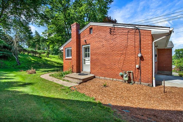 130 College Park Drive, Monroeville, PA 15146