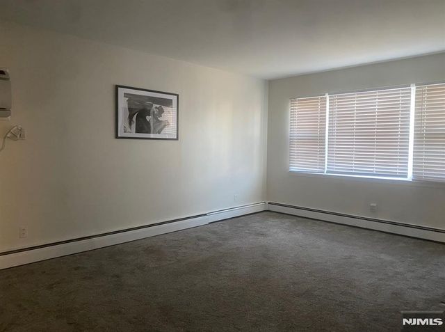 111 Prospect 2, Lodi, NJ 07644