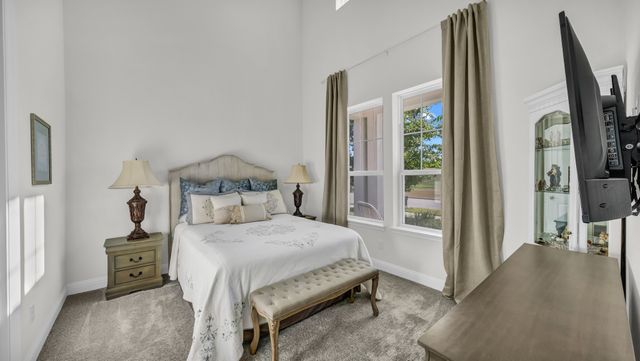 1709 Roundtree Circle E, Fort Worth, TX 76008