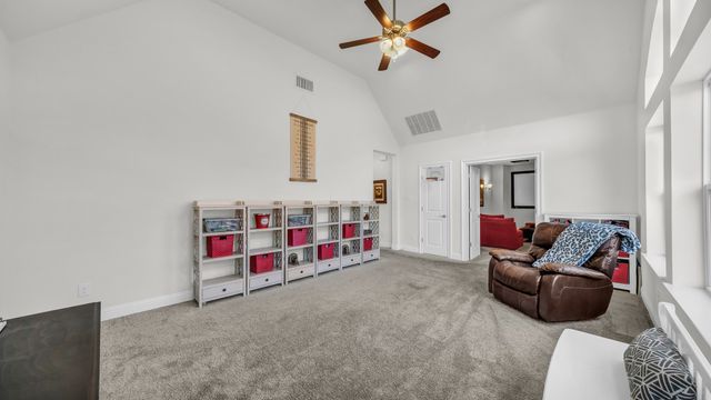 1709 Roundtree Circle E, Fort Worth, TX 76008