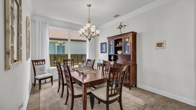 1709 Roundtree Circle E, Fort Worth, TX 76008