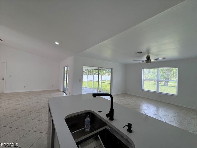 15627 Spring Line LN, Fort Myers, FL 33905