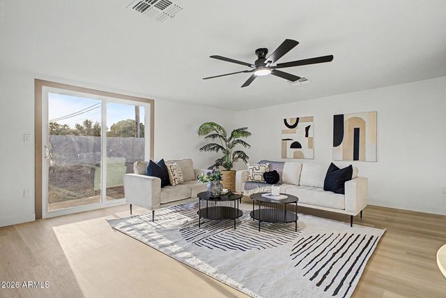 1006 S SIESTA Lane, Tempe, AZ 85281