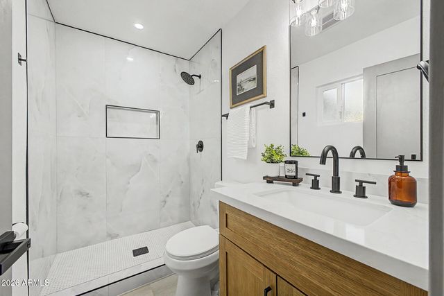 1006 S SIESTA Lane, Tempe, AZ 85281