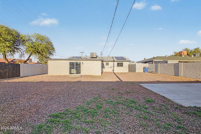 1006 S SIESTA Lane, Tempe, AZ 85281