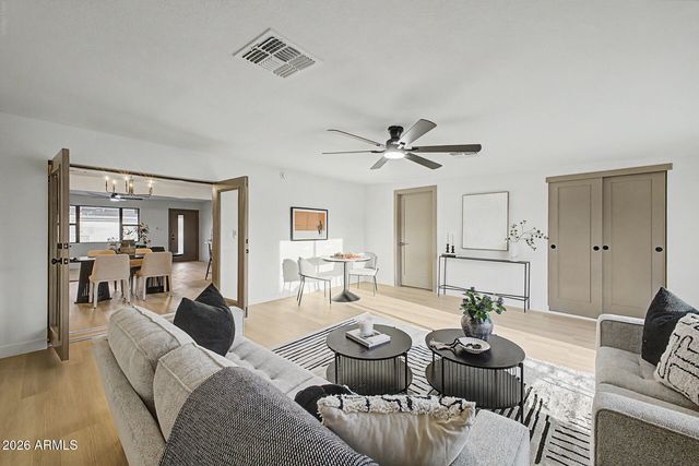 1006 S SIESTA Lane, Tempe, AZ 85281
