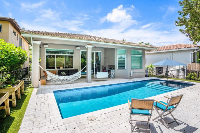 10715 NW 83rd Court, Parkland, FL 33076