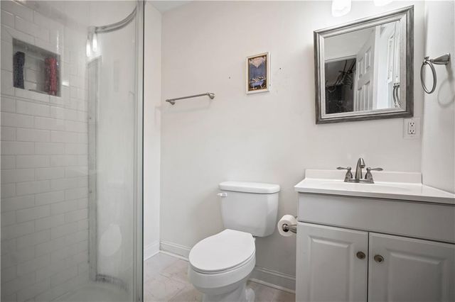 11150 Lakeside Circle, Grand Bay, AL 36541