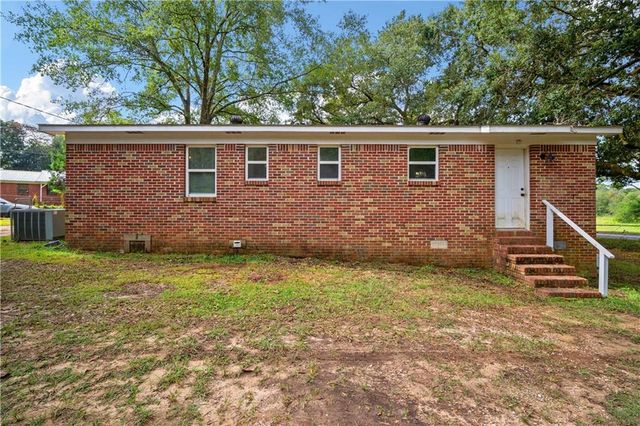 11150 Lakeside Circle, Grand Bay, AL 36541