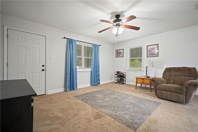 11150 Lakeside Circle, Grand Bay, AL 36541