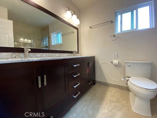 6657 Enfield, Reseda, CA 91335
