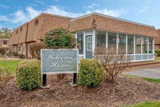 420 Walton Ln Apt N80, Madison, TN 37115