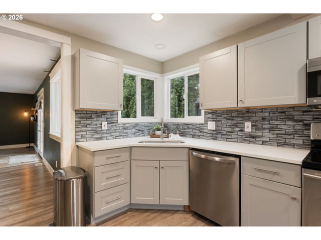 375 Sw 131ST Ave, Beaverton, OR 97005