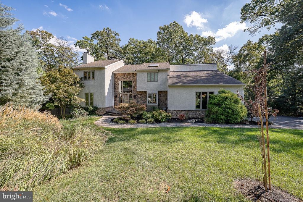 820 WEADLEY RD, Radnor, PA 19087