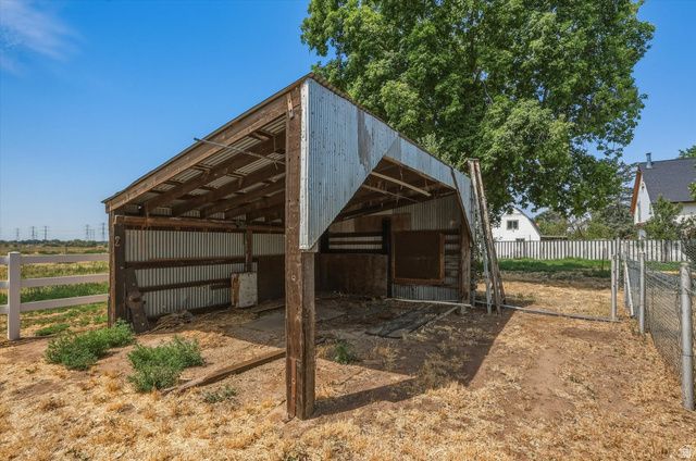 3047 W 1975 N, Plain City, UT 84404