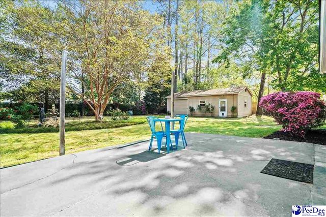 313 Oakdale Dr, Hartsville, SC 29550
