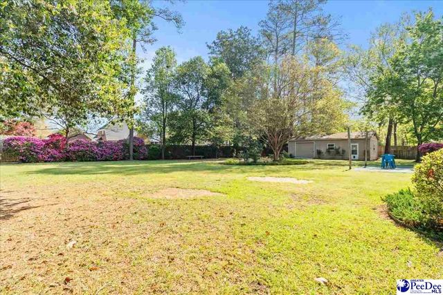 313 Oakdale Dr, Hartsville, SC 29550
