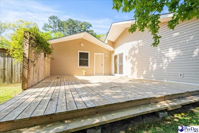 313 Oakdale Dr, Hartsville, SC 29550