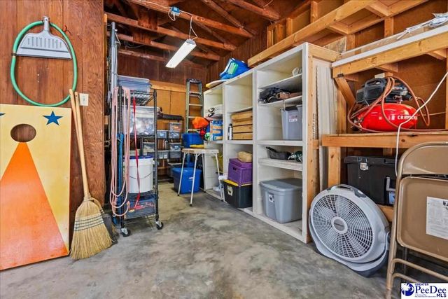313 Oakdale Dr, Hartsville, SC 29550