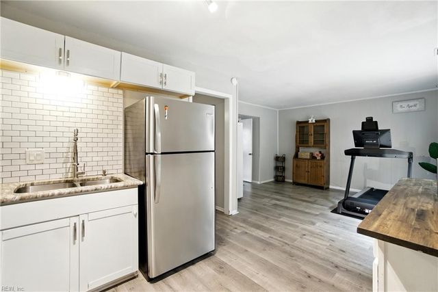 1249 Clydesdale LN, Virginia Beach, VA 23464