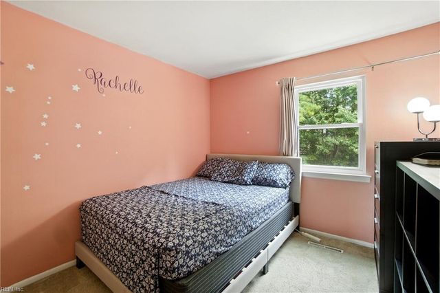 1249 Clydesdale LN, Virginia Beach, VA 23464