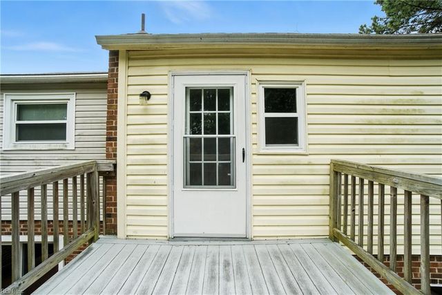 1249 Clydesdale LN, Virginia Beach, VA 23464